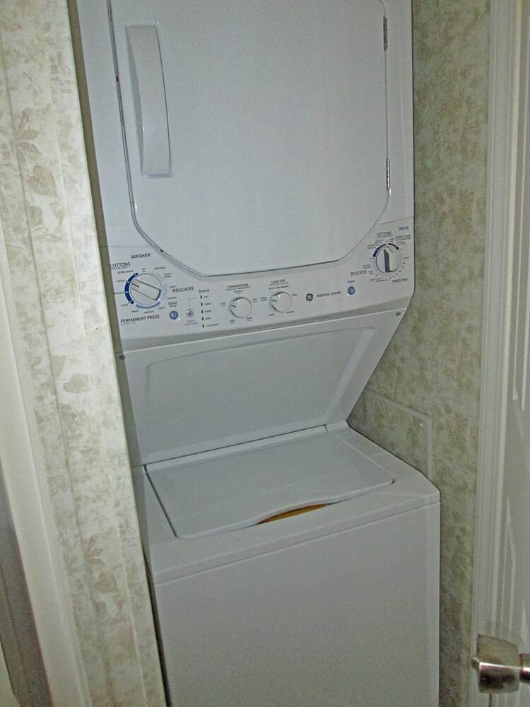 Southern Palms Park Model 4 - photo 15