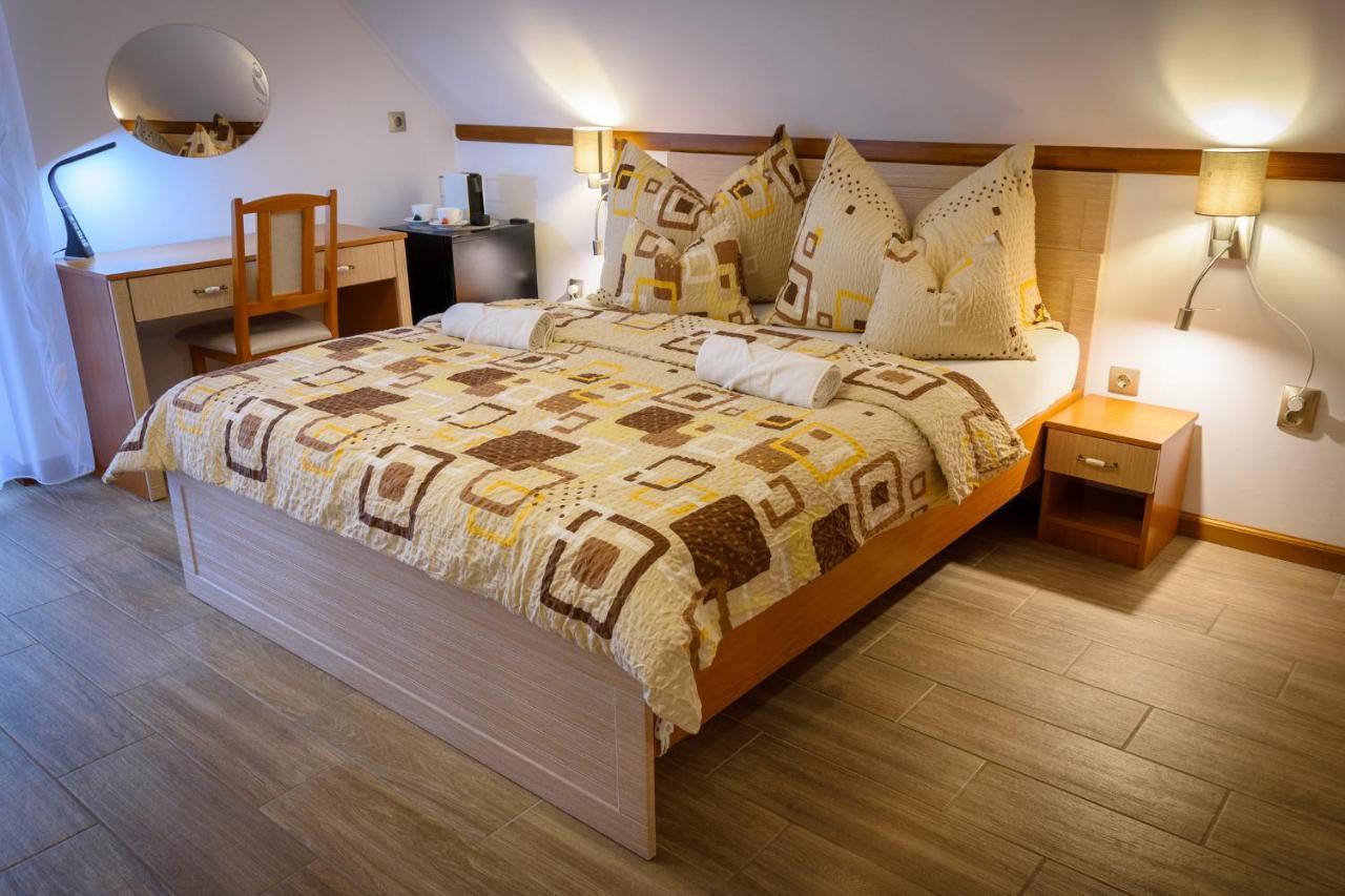 Tulipán vendégház - last minute hotel in Unknown City