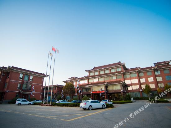 Hongzhou Hotel — hotel in Nancheng