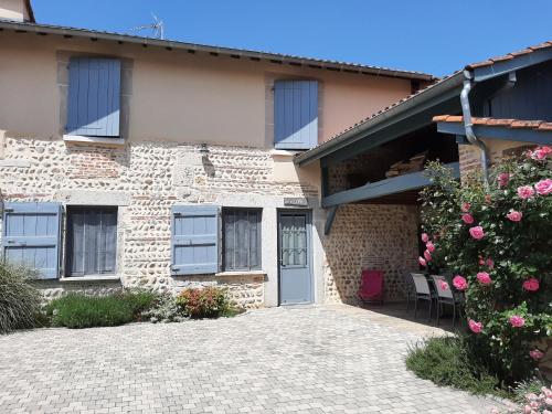 Gites Le Clos De Perouges — Perouges
