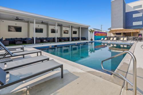 Seaport Suites - photo 3
