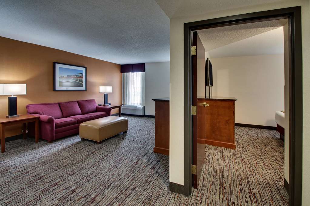 Drury Inn & Suites Evansville East - photo 18