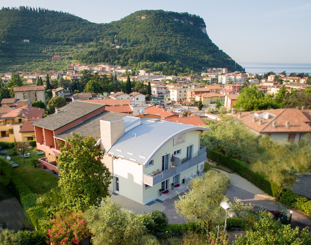 Hotel Alessandra - carbon neutral hotel in Garda