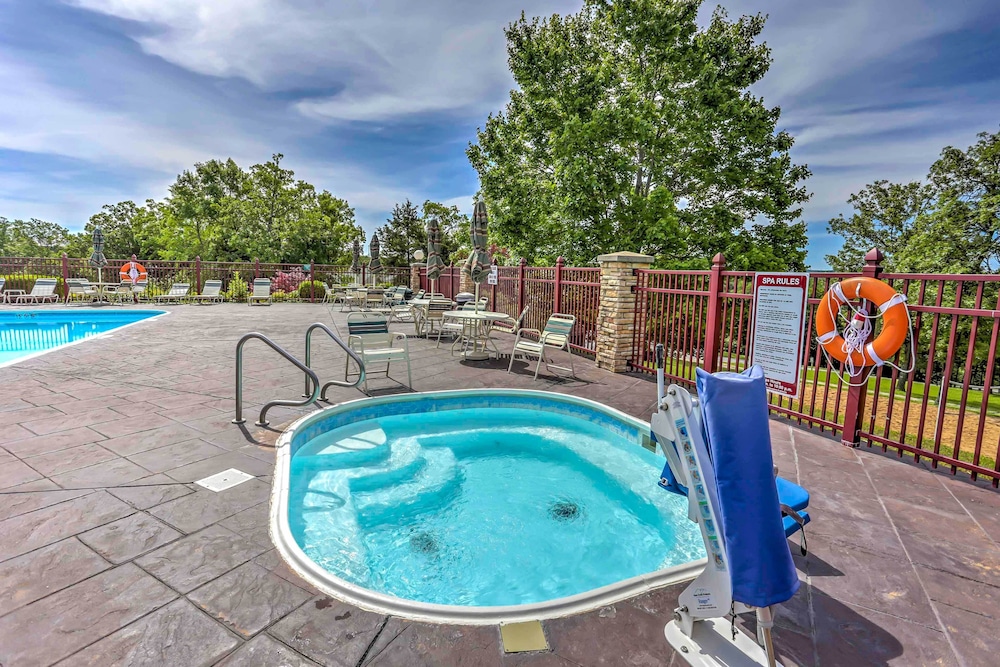 Resort style Amenities Convenient Branson Condo - photo 23