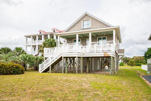 Beach Joy by Oak Island Accommodations - photo 27