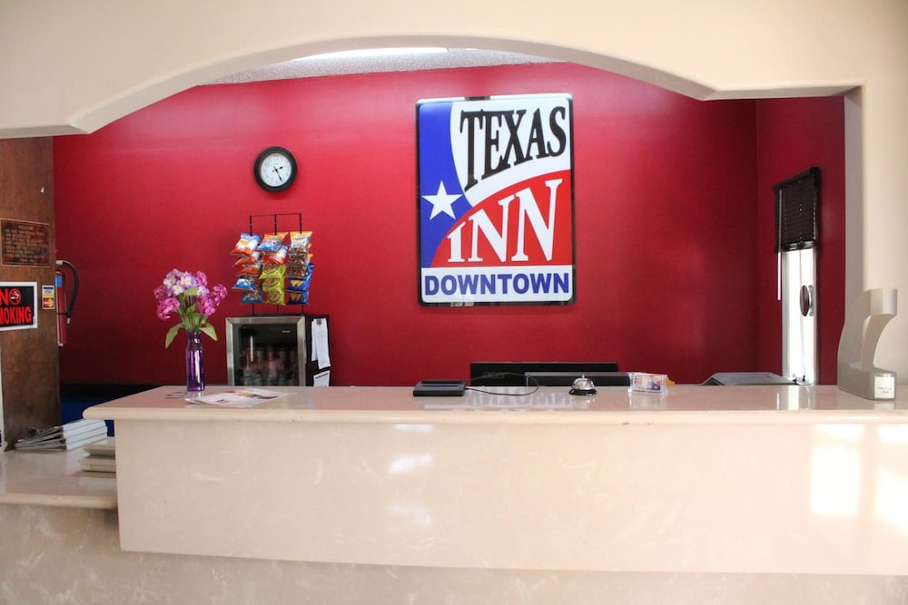 Texas Inn Downtown McAllen - photo 2