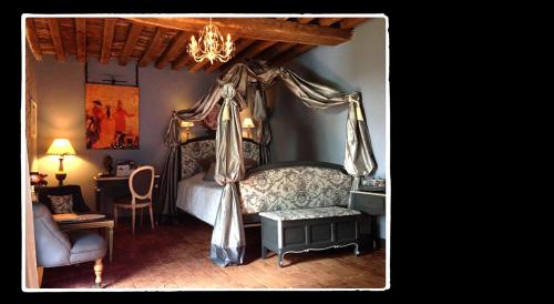 Manoir De Livet — Lisieux