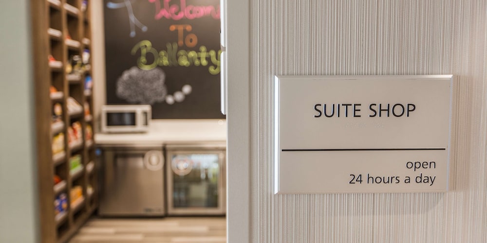 Hampton Inn & Suites Charlotte Ballantyne - photo 47