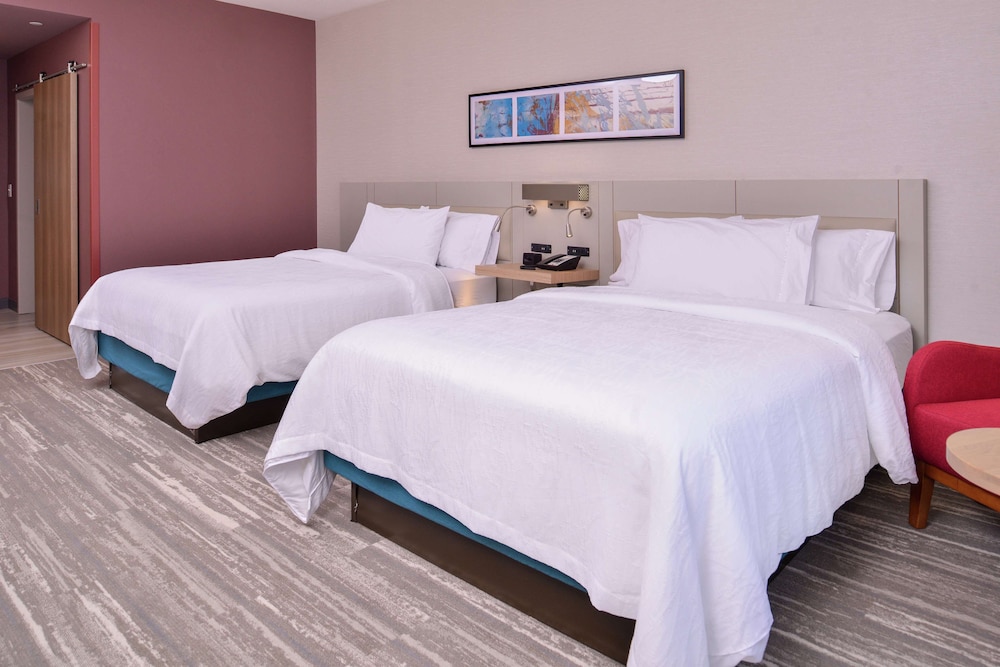 Hilton Garden Inn Kansas City Airport - photo 13