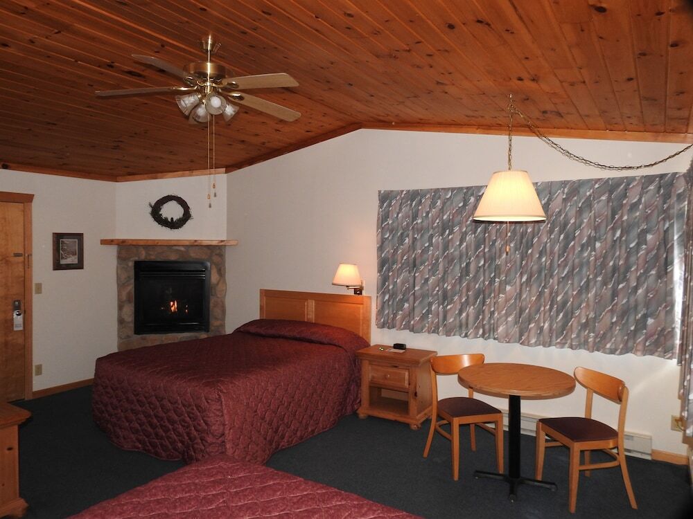 Superior Ridge Resort Motel - photo 3
