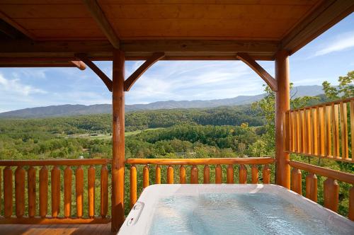 Above the Tree Tops 49 — 4-Star Luxury Hotel in Sevierville, United States