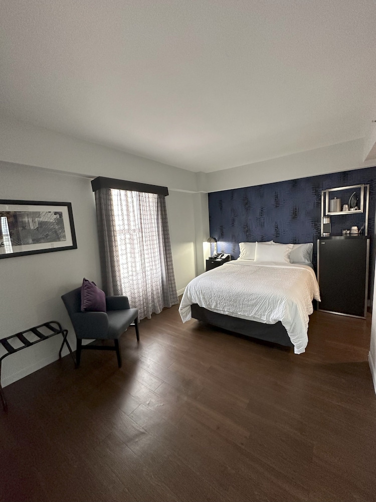 Holiday Inn Express Dallas Downtown - photo 7