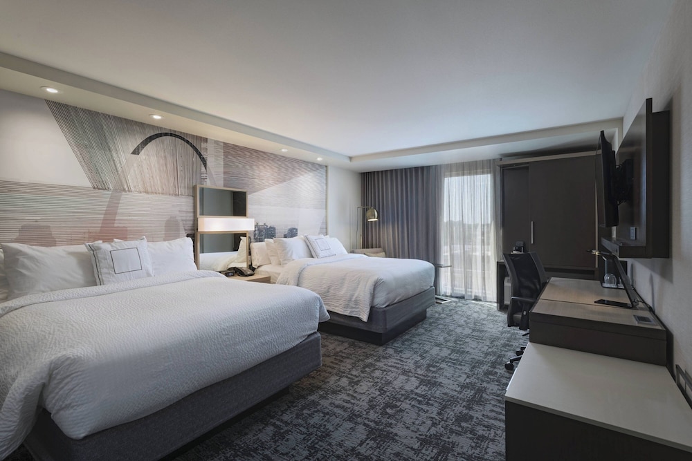 Courtyard by Marriott St. Louis Brentwood - photo 3