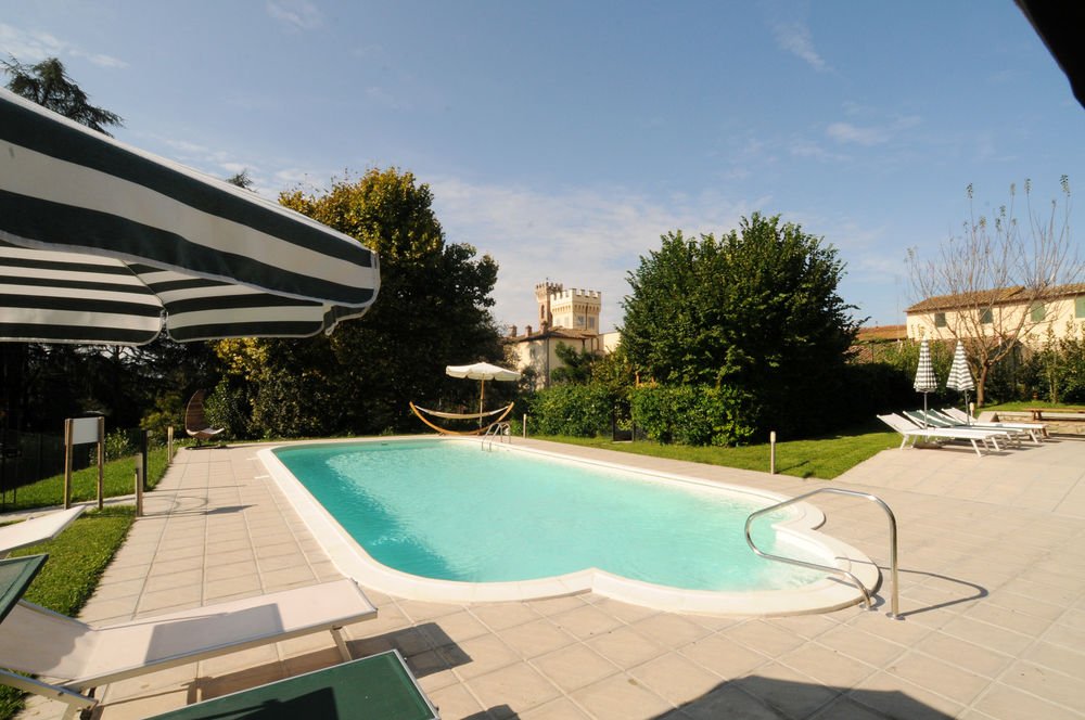 Villa Torricelli Scarperia Il Giardinetto Residence — 4-Star Luxury Hotel in Scarperia, Italy