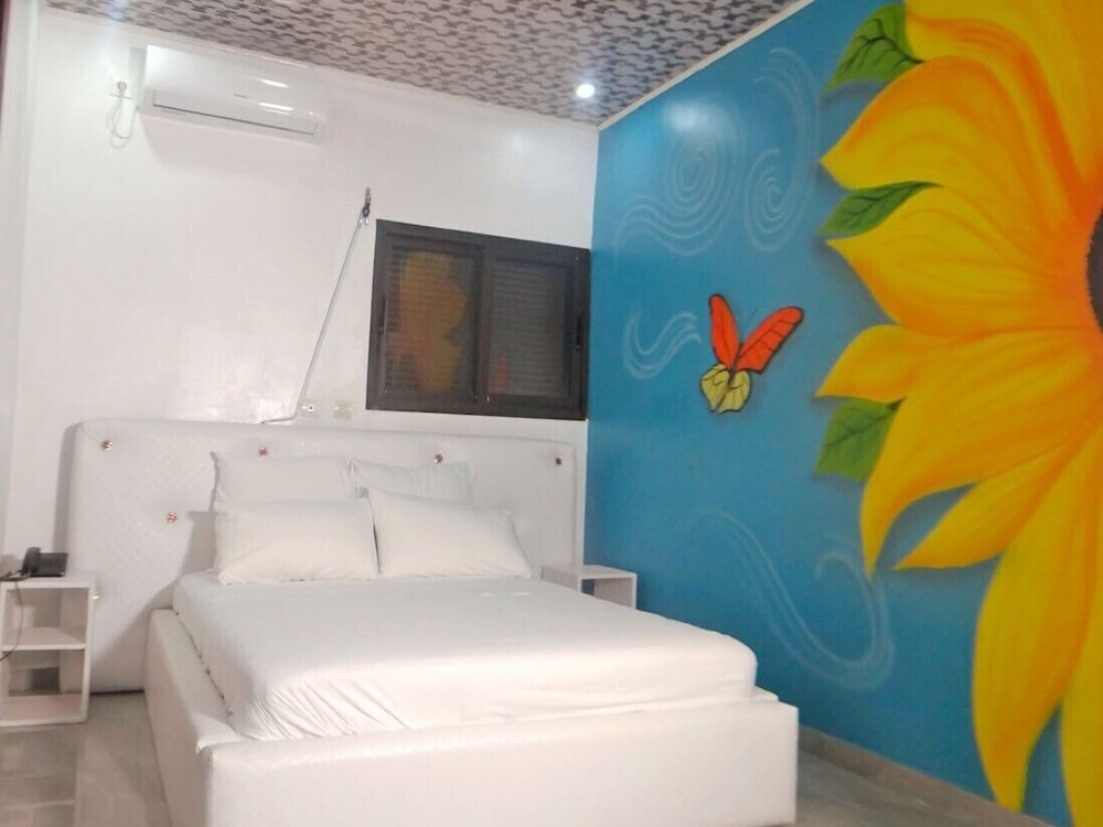 Appart’hôtel & bar restaurant Maëlys — Gagnoa — photo 2