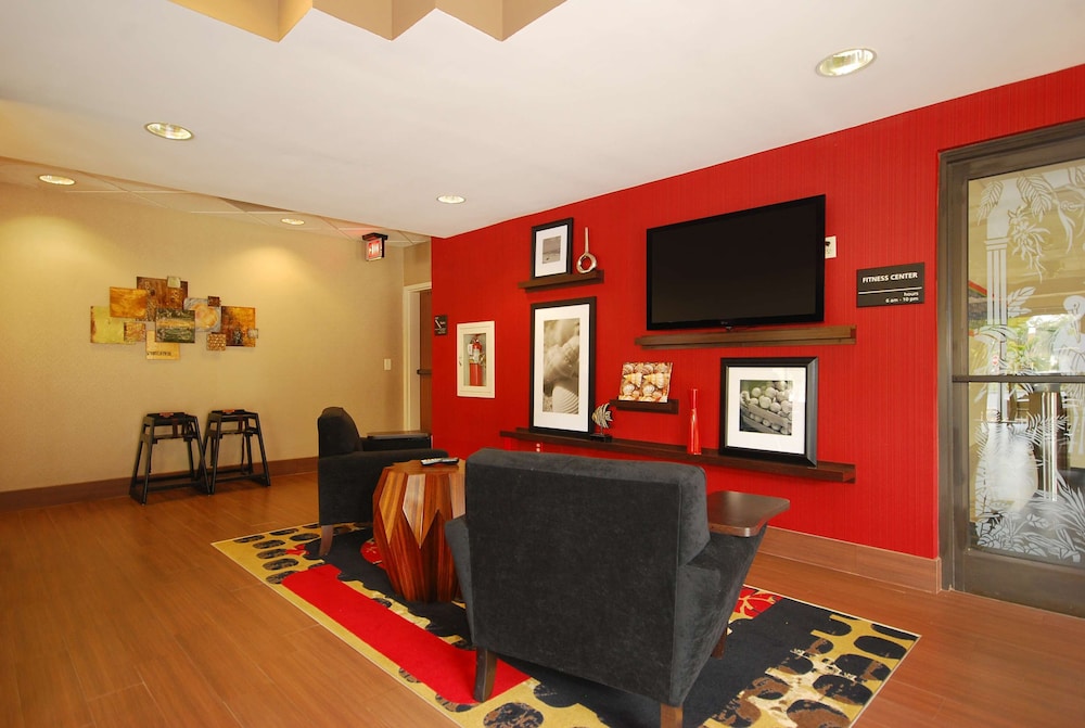 Hampton Inn Fort Myers Airport & I 75 - photo 4