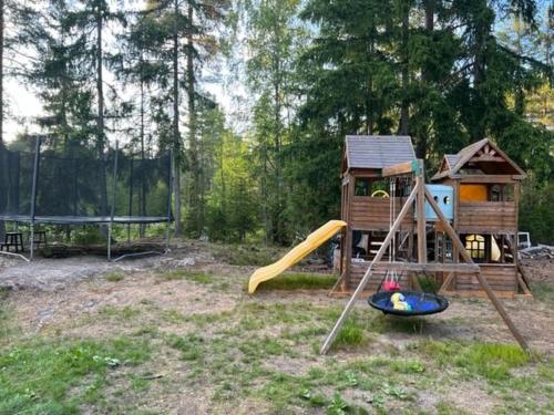 Välkommen till vårt vackra hus — hotel in Gnesta
