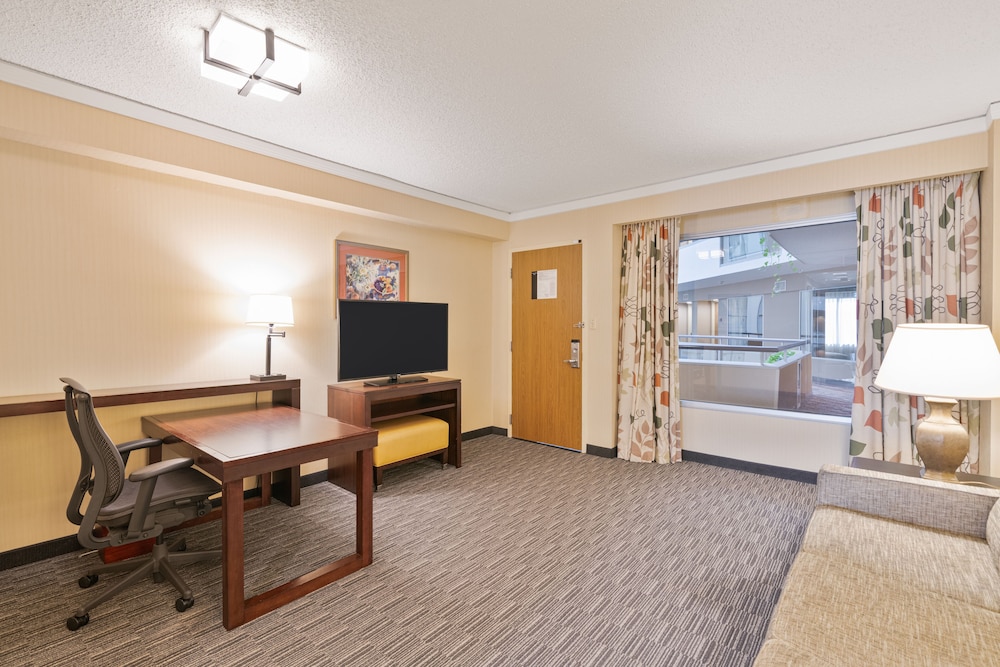 Harmony Suites Secaucus Meadowlands - photo 24