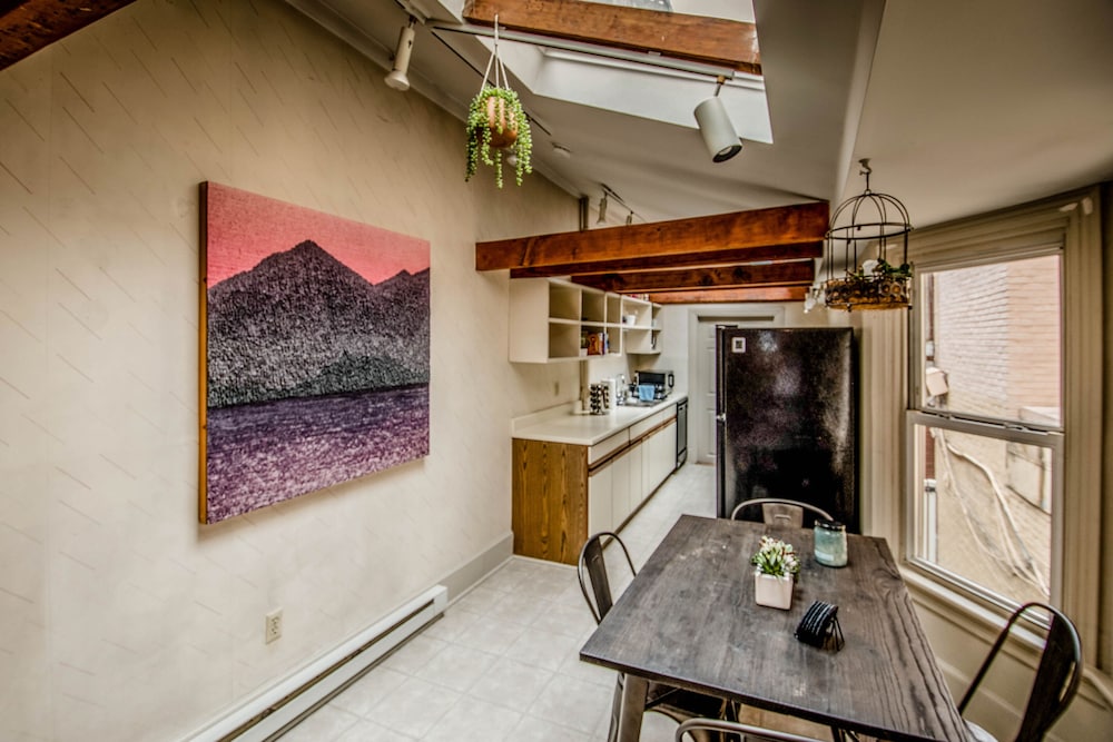 Quirky Downtown Loft in Harrisburg, United States