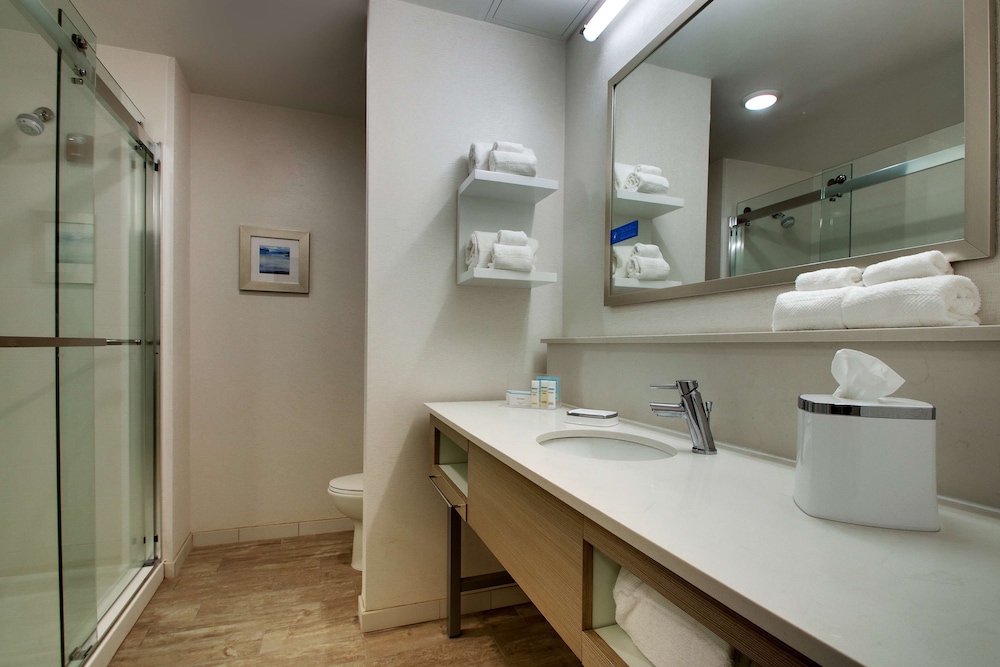 Hampton Inn Sneads Ferry North Topsail Beach - photo 25