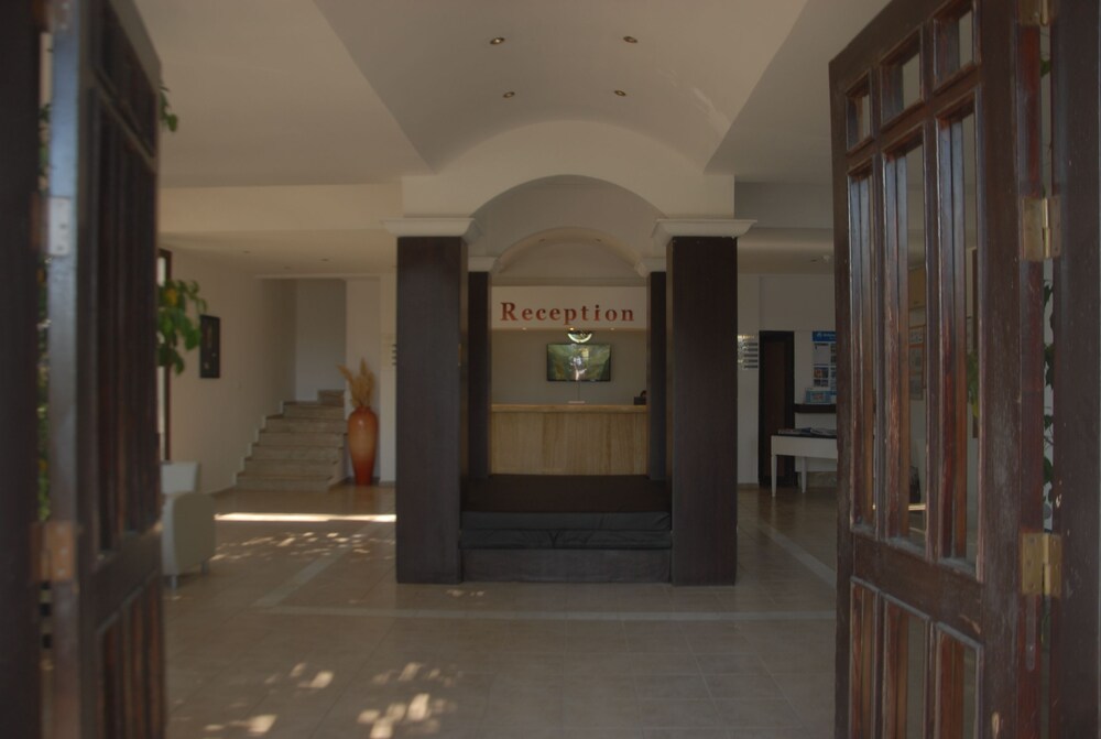 Club Nimara Beach Resort Otel All Inclusive — Marmaris