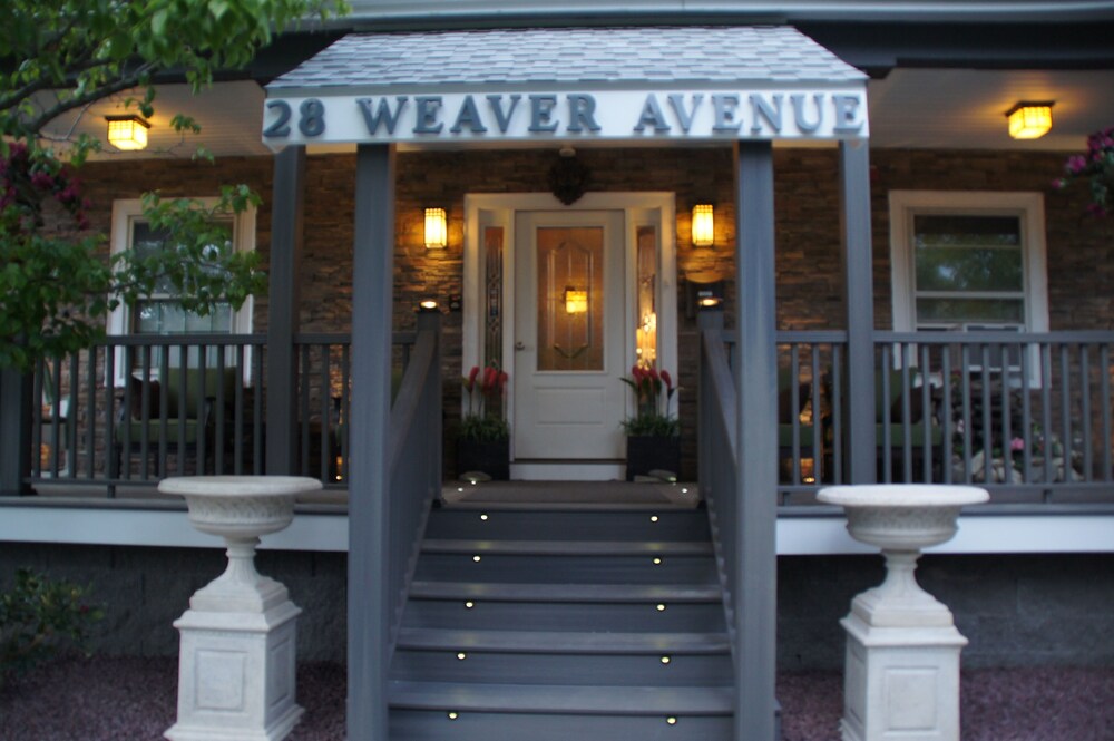 Admiral Weaver Inn - photo 33