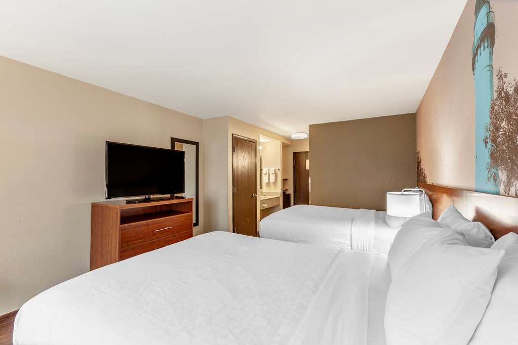 Clarion Pointe Racine Mount Pleasant - photo 25