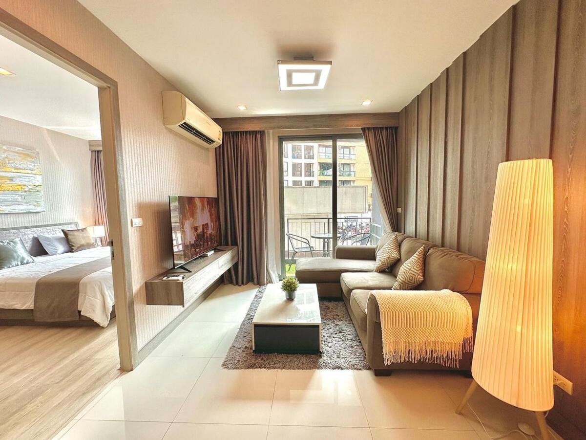 Bright & Spacious Apartment Asoke