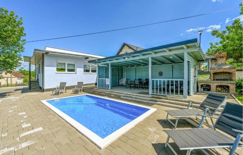 2 Bedroom Beautiful Home In Lepoglava — 4-Star Luxury Hotel in Lepoglava, Croatia
