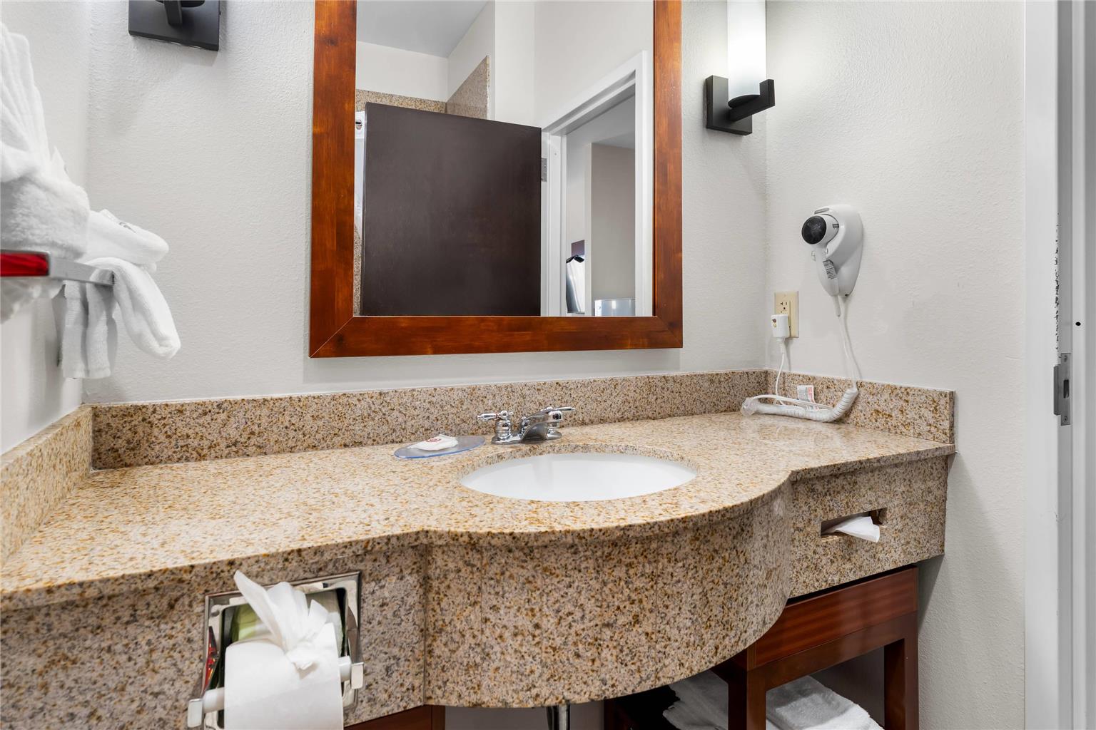 Comfort Inn & Suites Near Fort Gordon - photo 20