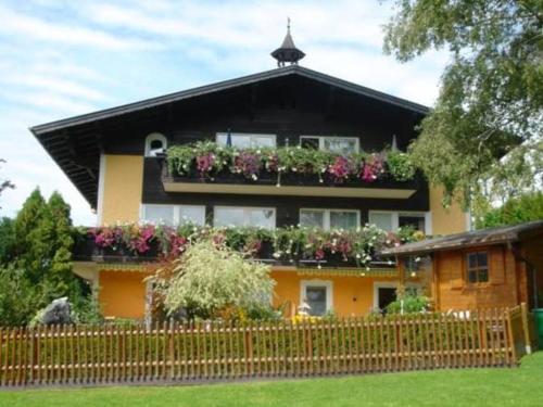 Ferienhaus Marianne — 4-Star Luxury Hotel in Abtenau, Austria