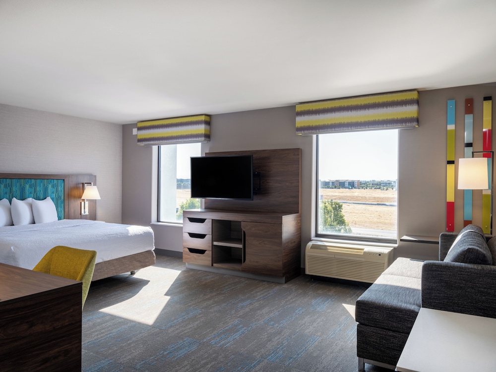 Hampton Inn & Suites Boise Meridian - photo 30
