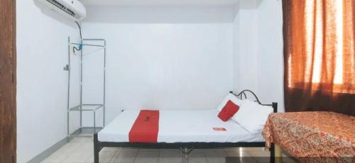 Marco’s Economy Room For Rent near NAIA