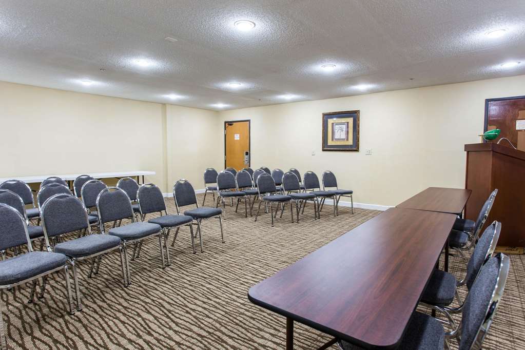 Comfort Inn Columbia West - photo 36
