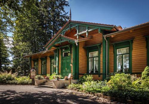 Apartamenty Carskie — 4-Star Luxury Hotel in Bialowieza, Poland