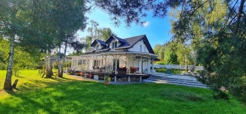 Villa Marta — 4-Star Luxury Hotel in Trzebinia, Poland
