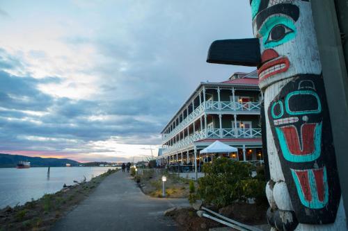 McMenamins Kalama Harbor Lodge - photo 5