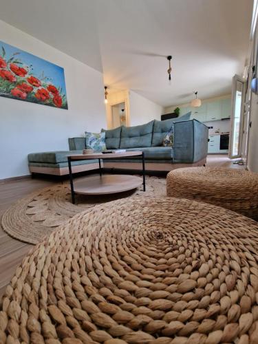 Sandy Ridge - carbon neutral hotel in Unknown City