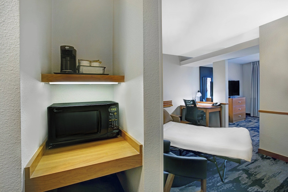 Fairfield Inn & Suites by Marriott Carlsbad - photo 11