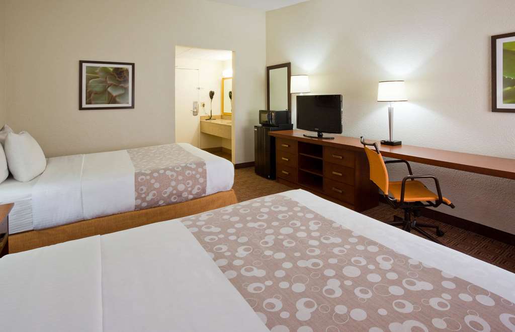 La Quinta Inn by Wyndham Minneapolis Airport Bloomington - photo 22