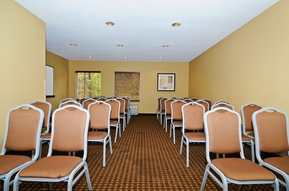Sleep Inn & Suites Near Joint Base Andrews Washington Area - photo 51