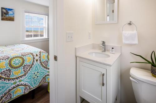 Truro Beach Cottages - photo 4