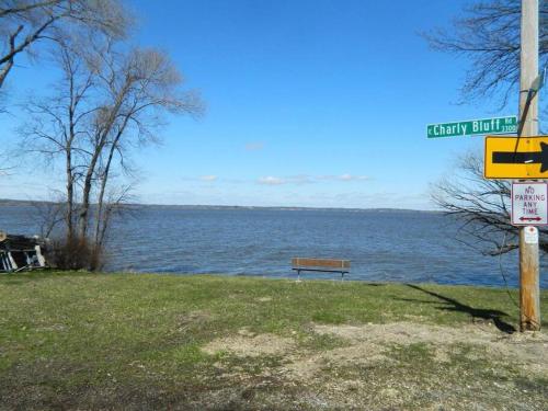 Overlook Too at Lake Koshkonong in Milton, United States