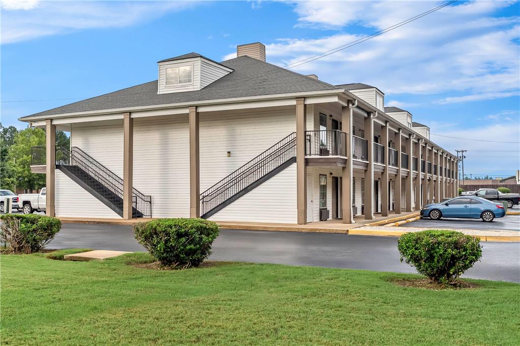 Days Inn by Wyndham Spartanburg - photo 2