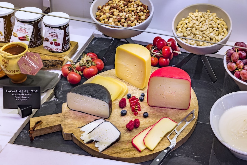 מזון ומשקאות