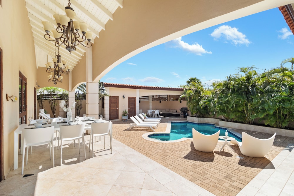 Esmeralda 125 in Noord, Aruba