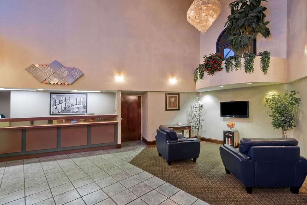 Super 8 by Wyndham Huntersville Charlotte Area - photo 3