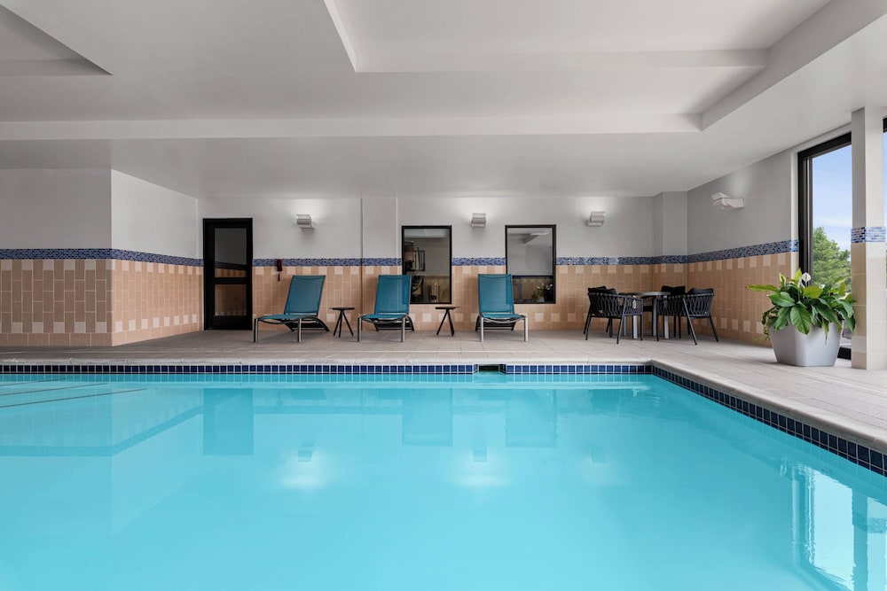 TownePlace Suites by Marriott Denver Airport at Gateway Park - photo 23