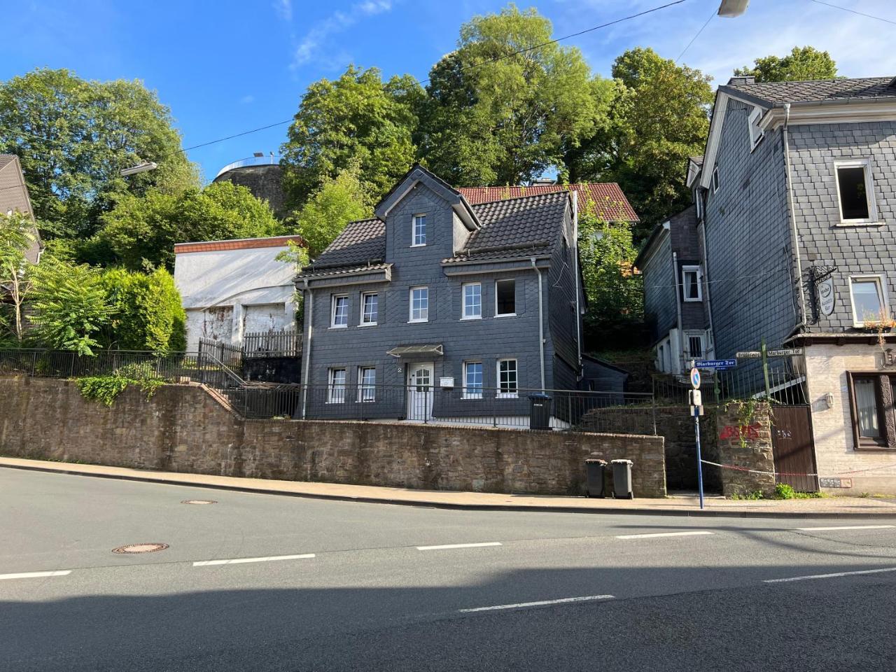 Mehrere Zimmer in erster Lage — hotel in Siegen