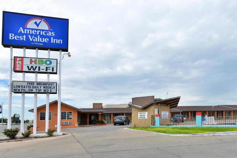 Simple Rewards Inn in Roswell, United States
